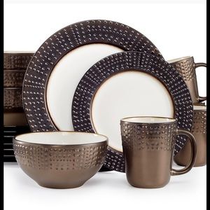 Plates, bowls, and mugs set
